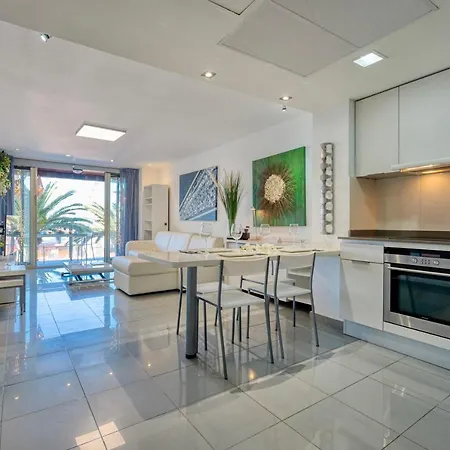 Oceanfront Balcony With 2Bed & 2Bath In Las Canteras Apartment *