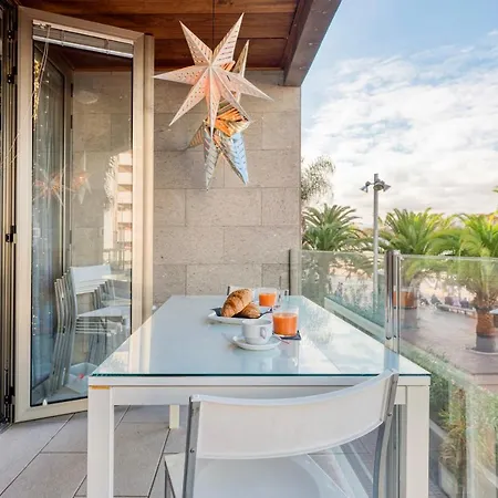 Apartment Oceanfront Balcony With 2Bed & 2Bath In Las Canteras *