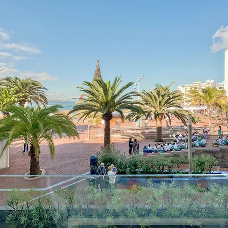 Oceanfront Balcony With 2Bed & 2Bath In Las Canteras Apartment