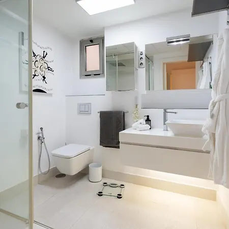 Oceanfront Balcony With 2Bed & 2Bath In Las Canteras Appartamento Las Palmas de Gran Canaria